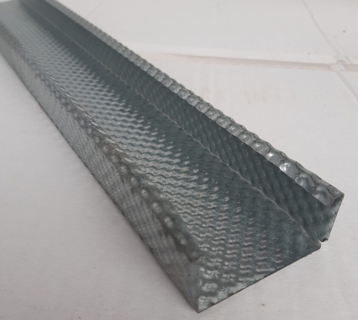 PROFIL SUFITOWY CD 60 3m 0,5mm PERFOROWANY