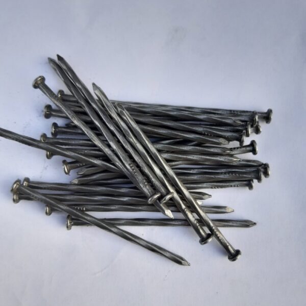 GWOŹDZIE SKRĘTNE CZARNE 2,5x65mm 1KG